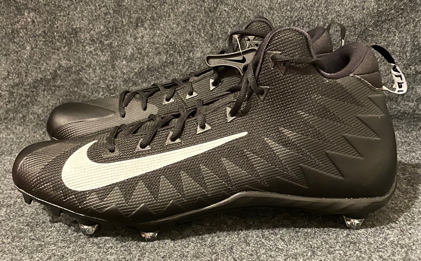 size 16 4e football cleats