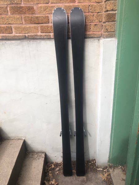 Atomic Nomad Smoke 171cm with Adjustable Atomic Bindings