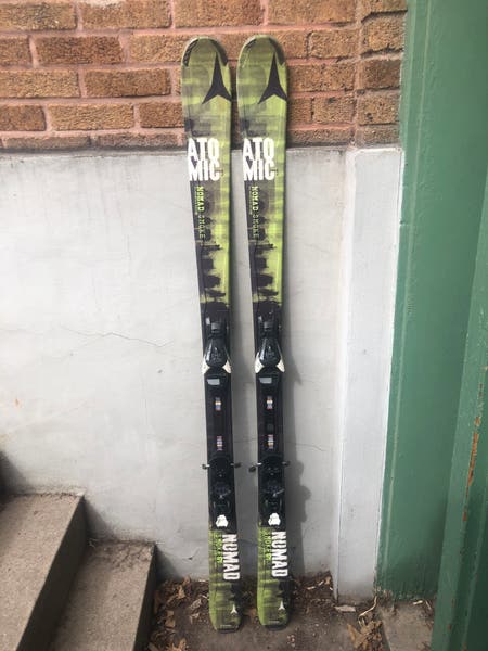 Atomic Nomad Smoke 171cm with Adjustable Atomic Bindings