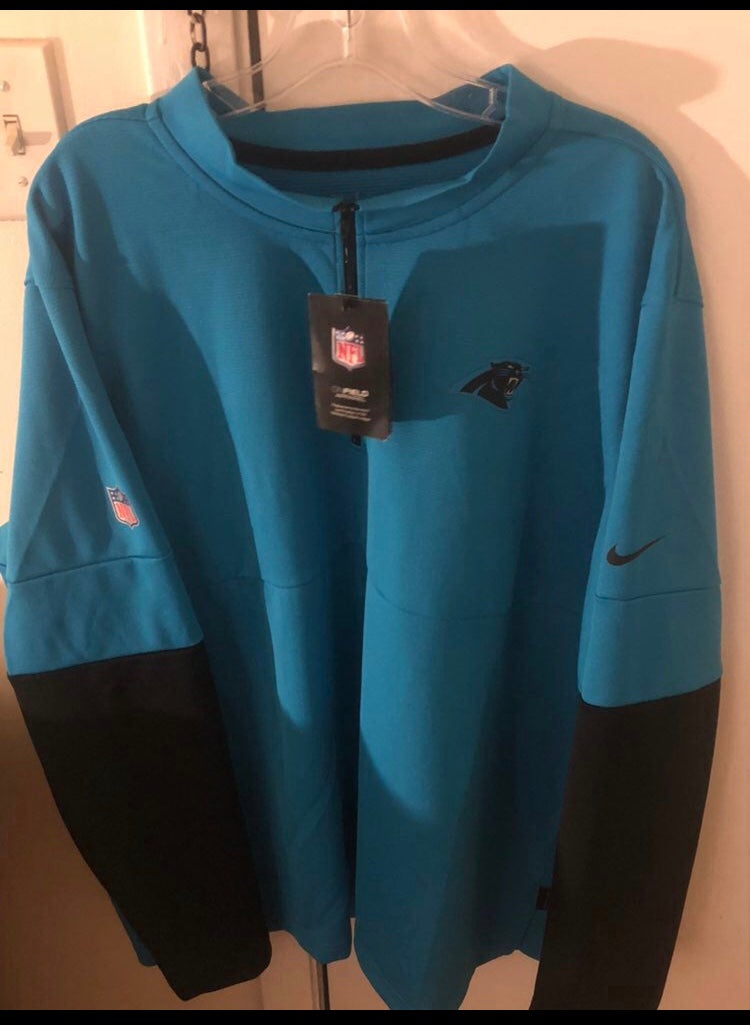 Carolina Panthers Sideline Club Men’s Nike Men's NFL Full-Zip Hoodie in Black, Size: Small | 00MR00A9D-XNN