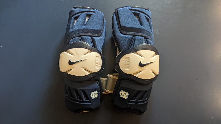 UNC Nike Arm Guards