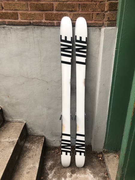 Line Tigersnake 157cm with Marker Griffon Bindings | SidelineSwap