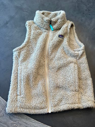 Youth White New XL (14) Patagonia Vest