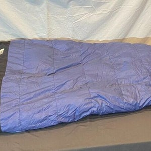 The North Face Tephora 550 Pro Down Insulated Right Zip 20° F Mummy Sleeping Bag