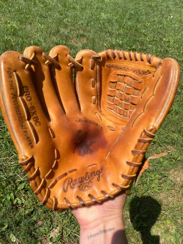 Pitcher's 11.5" Heart of the Hide Baseball Glove