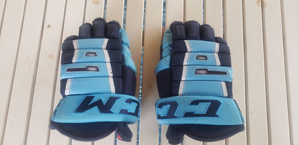 Used CCM HG4PC Gloves 14"