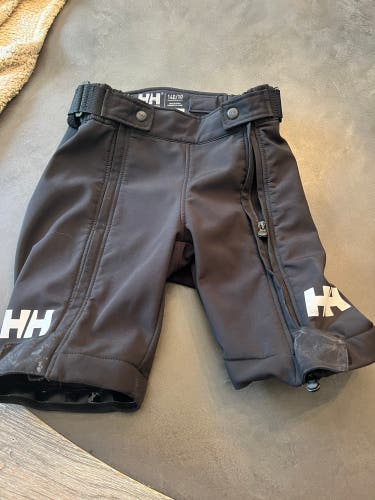 Youth Size 140/10 Black Used Size 10 Helly Hansen Shorts