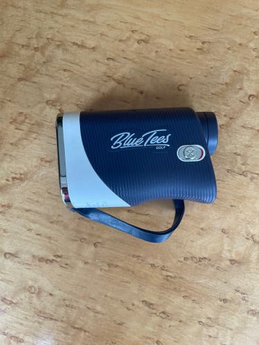 Blue tees range finder