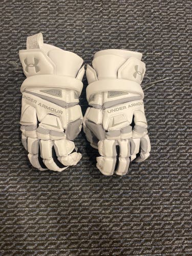 New Under Armour  Engage Lacrosse Gloves