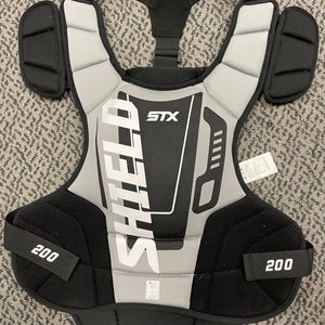 STX Shield 200 lacrosse goal chest size Large