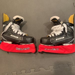 Youth Used Bauer Supreme 160 Hockey Skates Regular Width Size 12