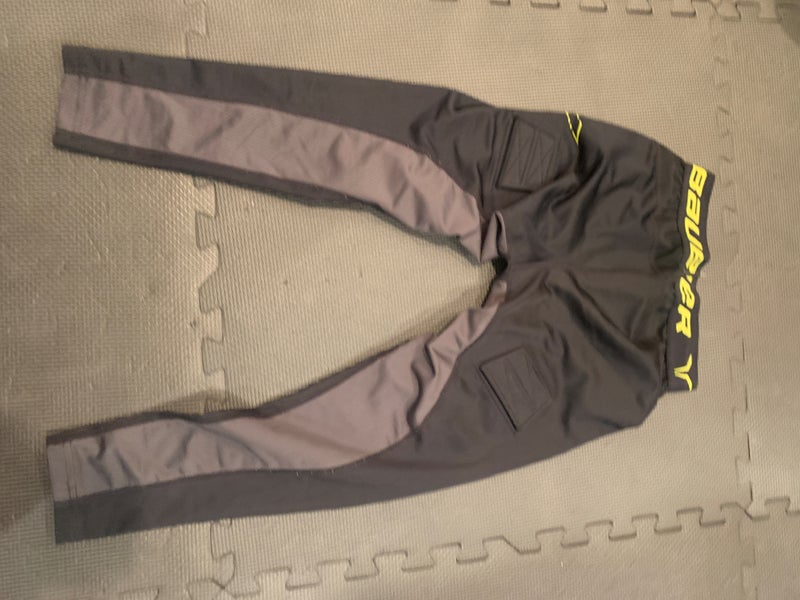 Black Used Small Bauer Compression