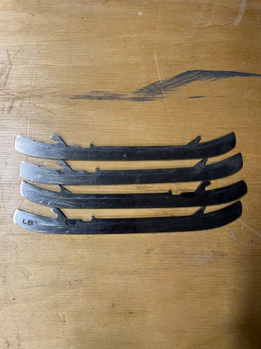 Used Bauer  Lightspeed Like New Replacement Steel