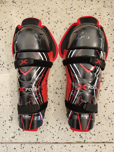 Used Bauer Vapor X700 Shin Pads size 13"