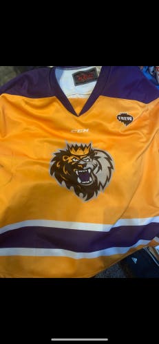 Monarchs Goalie Cut Jersey Bundle
