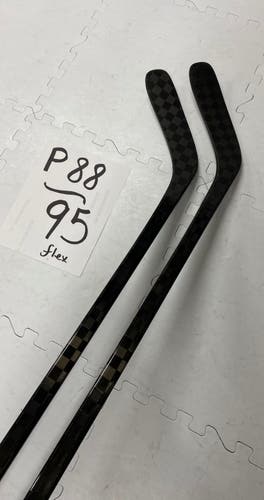 Senior(2x)Left P88 95 Flex PROBLACKSTOCK Pro Stock Nexus 2N Pro Hockey Stick