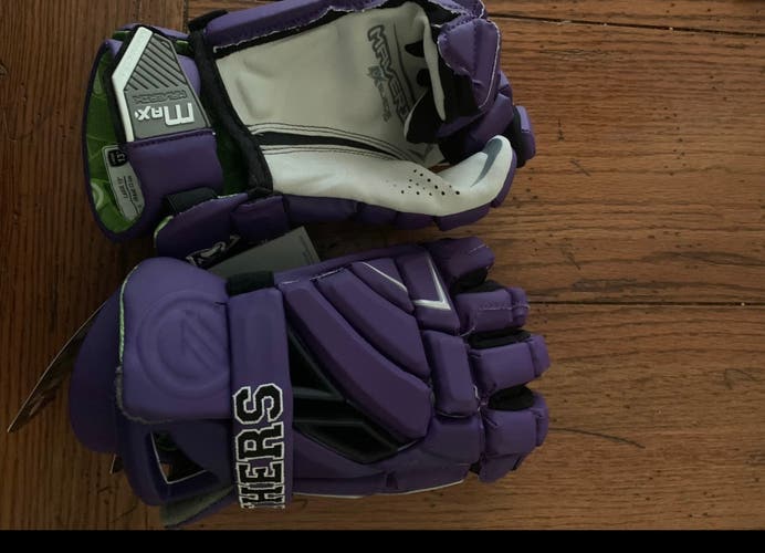 Used Maverik 13" Lacrosse Gloves