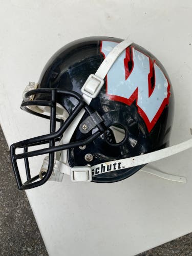 Used Large Schutt Air Advantage Helmet