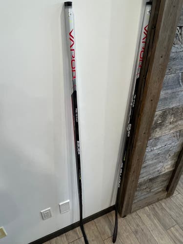 Left Hand P92 Vapor Hyperlite Hockey Stick