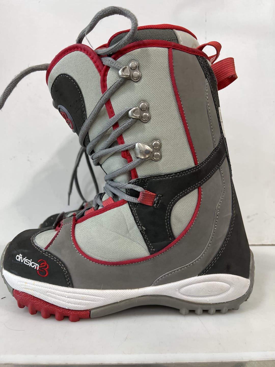 Used Division 23 Snowboard Boot Senior 
