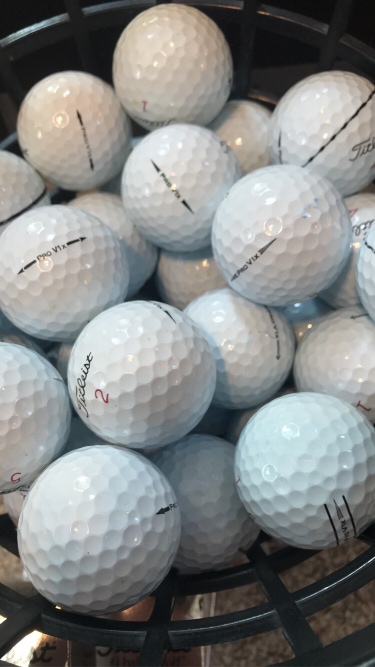 100 Barely Used Titleist Pro V1/V1x Golf Balls