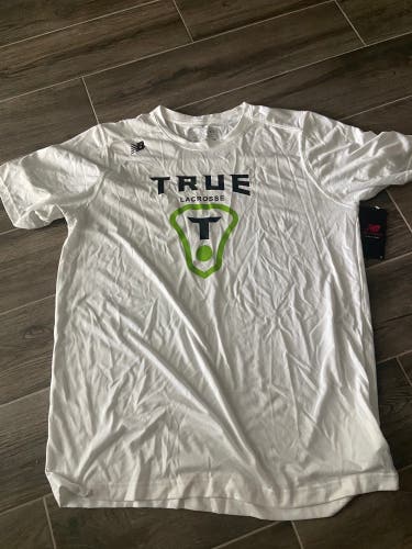 New XL New Balance SS Tech Tee and Tech Shorts