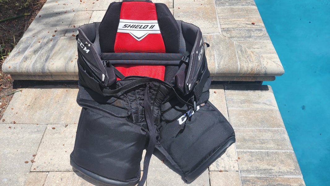 Senior Used Small CCM Extreme Flex II Shield Pro Hockey Goalie Pants