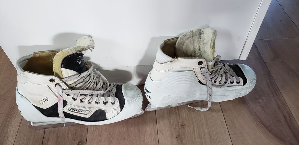 Senior Used Bauer Hockey Goalie Skates Regular Width Size 10