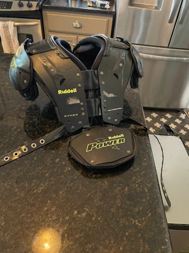 Riddell Power shoulder pads