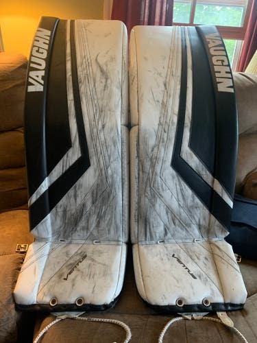 Vaughn SLR2 Pro Stock Leg Pads