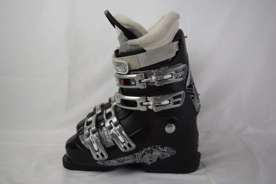 salomon charm halo ski boots S/Pro Alpha C BOA 130 2027 these boots are not only a powerhouse of performance but also a statement of style. Salomon S/Pro Alpha 130 Ski