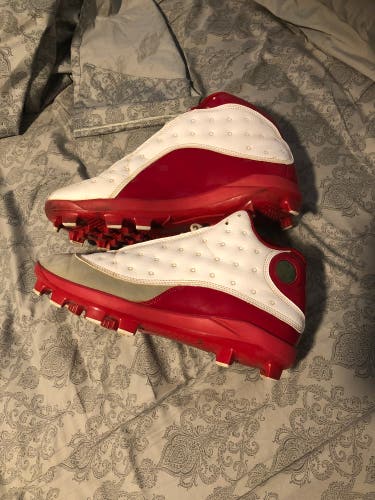 Red Men's Molded Cleats High Top