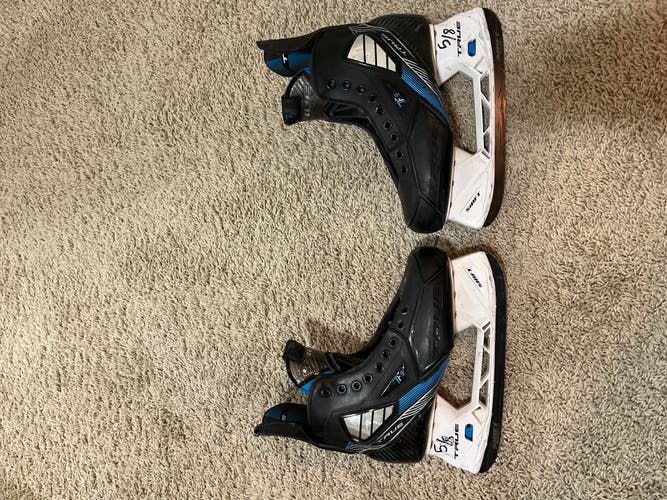 Used True TF9 Hockey Skates Size 6.5
