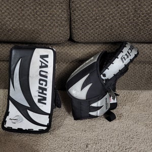 Used Regular Vaughn Velocity 7100 Youth Glove and Blocker