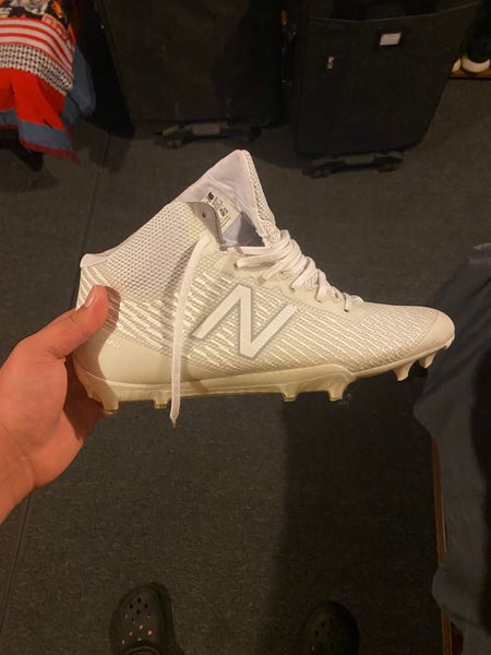White Used Size 11.5 (Women's 12.5) New Balance Burn X Mid