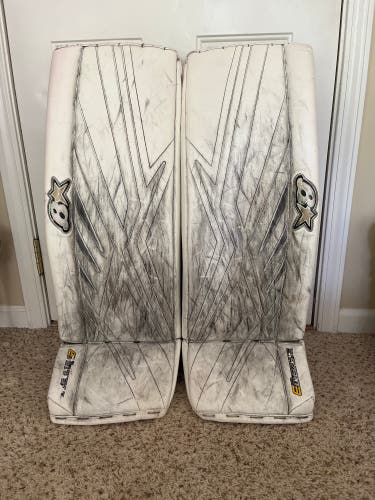 35" Brian's SubZero Pro 3 Goalie Leg Pads