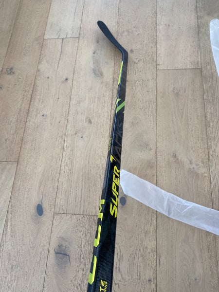 Senior Left Hand P29 Super Tacks AS4 Pro Hockey Stick