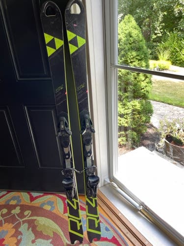Used Fischer Racing RC4 World Cup SL Skis With Bindings