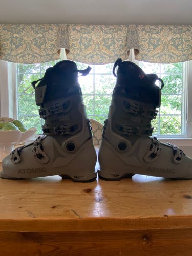 2020-21 NEW Atomic Hawk Prime 120s