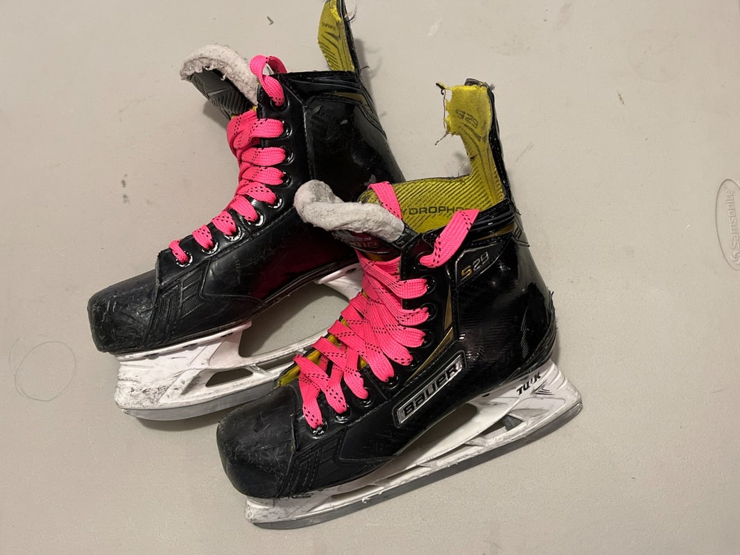 Used Bauer Size 4 Supreme S29 Hockey Skates