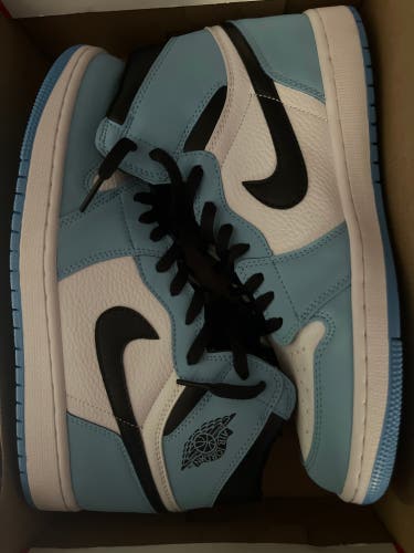 Jordan 1 University Blue Size 11 (Brand New)