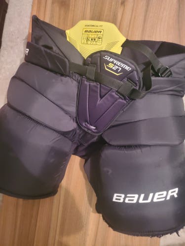Senior Used Medium Bauer supreme s27 Hockey Goalie Pants