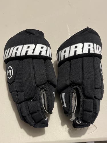 Warrior 11" Hockey Gloves.