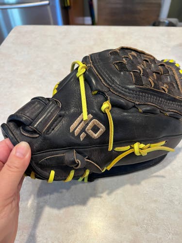 Nokona Cobalt XFT V1250 Glove Right Hand Throw
