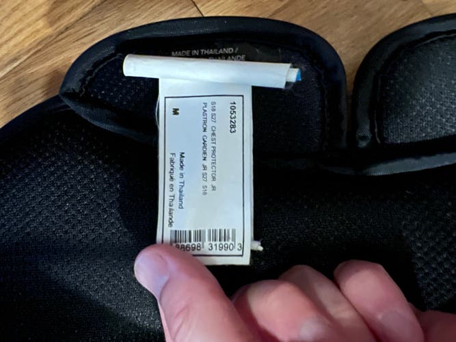 Used Medium Bauer Supreme S27 Goalie Chest Protector