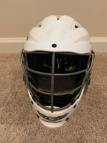 Used Cascade CS-R Youth Helmet