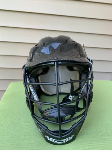 S/M Used Player's Cascade CPV-R Helmet