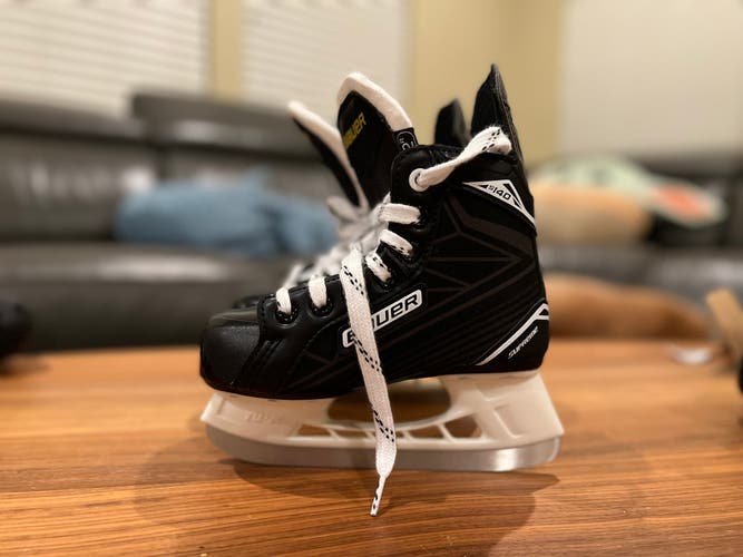 Bauer S140 Youth 12.0R skates