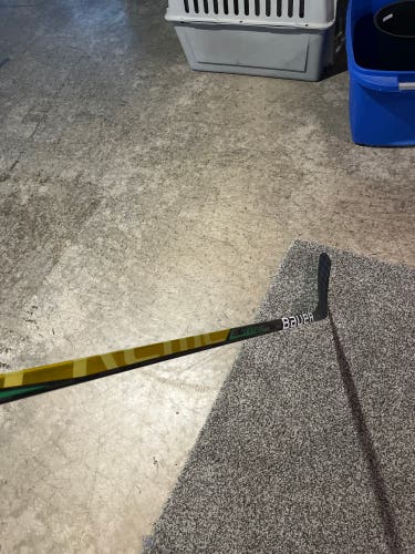 Senior Left Hand P92  Supreme UltraSonic Hockey Stick