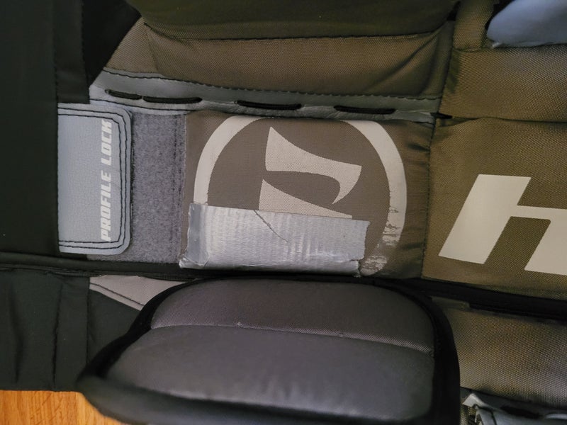 Used 31" Warrior Ritual G4 Goalie Leg Pads